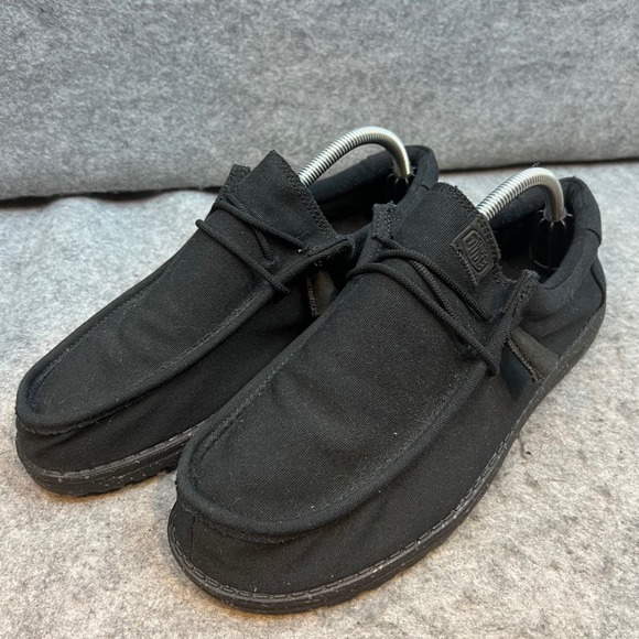 HEYDUDE Wally Black Canvas Casual‎ Comfort Loafer Slip On Shoes Mens 9 - Picture 1 of 8